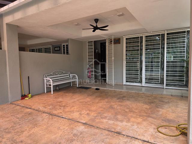 Fully Furnished near LRT 2 Storey Puchong Prima 1