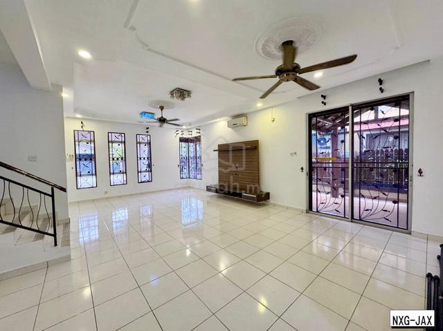 Aman Perdana Double Storey Semi D FOR SELL Below Market Price 1