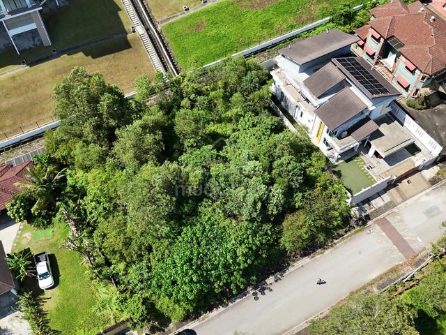 [TIDAK MENGADAP RUMAH] Lot Banglo Putra Hill Residency Seri Putra 1