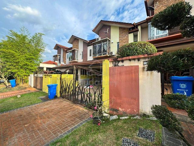 22 x 75 FACING OPEN 🔥 Double Storey Aman 1 @ Subang Bestari FOR SALE! 1