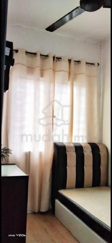 Tanpa Deposit : Bilik Sewa  Medium (Rumah Teres 2 tingkat) 1