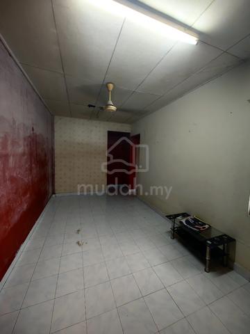 Pangsapuri Blok Kenari 1