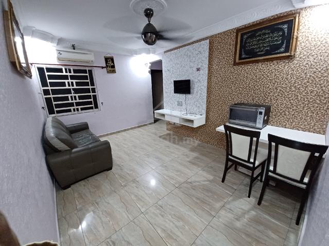 Apartment Pinang Court 2 - Bilik untuk sewa wanita bujang wn Malaysia 1