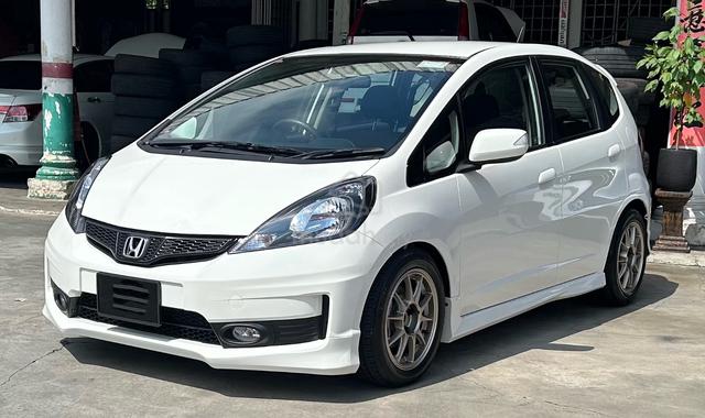 2013 Honda JAZZ 1.5 FACELIFT (A) GE8 RS 1 Owner - 2