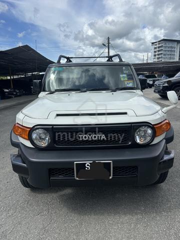 2013 Toyota FJ 4.0 CRUISER (A) - 2