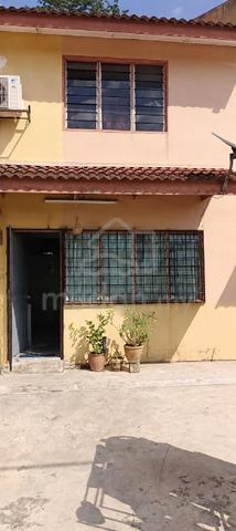 House for rent in Matang Jaya Sungai Buloh 1