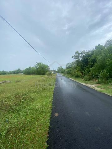 TANAH LOT BANGLO di PANTAI SEPAT KUANTAN. Lengkap infra dekat jalan 4