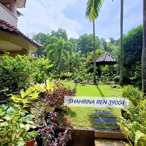 "Luxury Home in an Elite Location" - Bungalow Bukit Istana, Kuantan 3