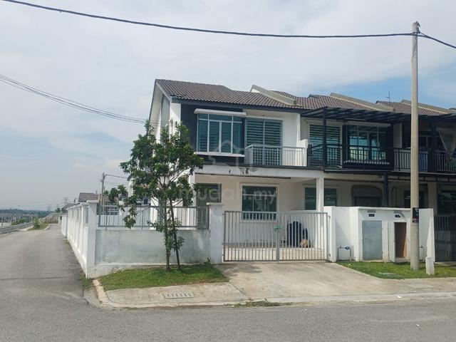 Corner Lot Double Storey Terrace House, Taman Scientex Kundang Jaya 1