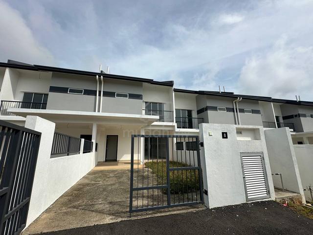Laman Iskandaria Double storey House for sales 1