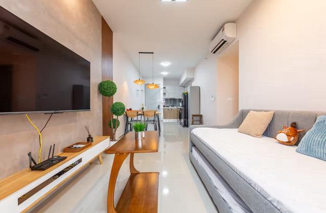 M Luna 1