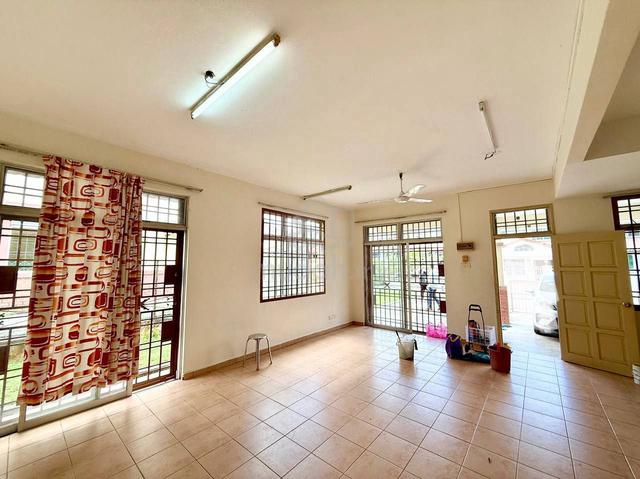 Setia Indah 5 Double Storey Endlot 30x70sqft Original Good Condition 3