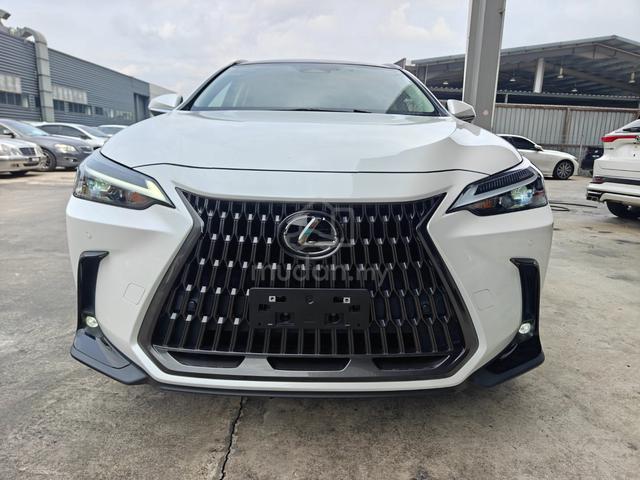 2023 Lexus NX 250 5A P/Roof 4Cam HUD Black Leather - 3