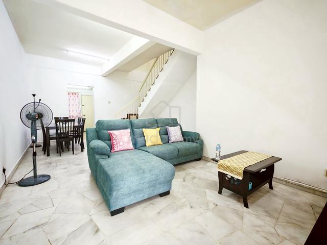 [Ground Floor] Townhouse Sri Mahligai Seksyen 9 Shah Alam 1