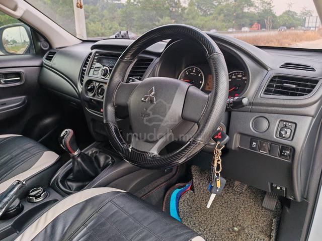 2021 Mitsubishi TRITON 2.4 VGT 6 Speed MANUAL 4X4 - 5