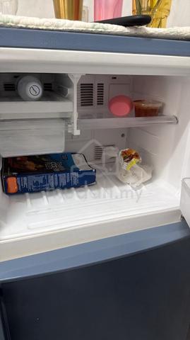 FRIDGE for Sale ( NEGO!) - photo 2 of 5