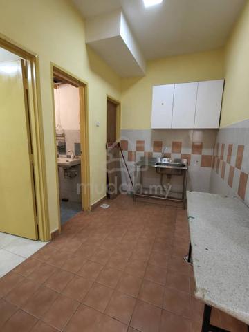 Taman Nusa Bestari, Shop Apartment 1