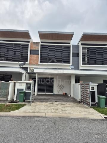 [BELOW MV] 2.5 STOREY TERRACE RENOVATED TTDI GROVE KAJANG FoR SALE 1