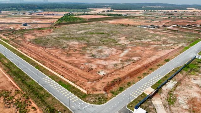 Senai Medium Industrial Land Good Quality Land 1
