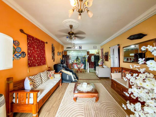 Desa View Towers Apartment 1