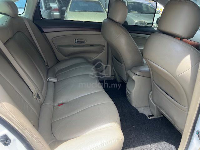 2010 Nissan SYLPHY 2.0 LUXURY (A) - 5