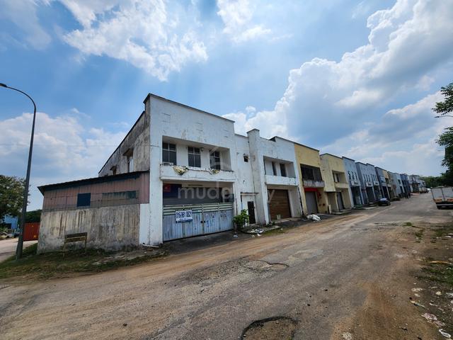 Ulu Tiram 1.5 Storey Corner Factory 4000 sqft 1