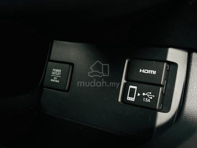 2018 Honda CIVIC 1.5 HATCHBACK (A) - 5