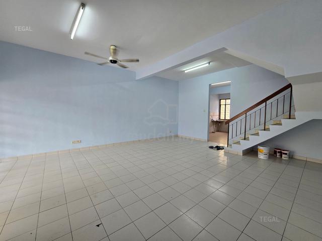 Tip Top Condition 20x75 Bandar Puteri Klang 2 Storey Gated Guarded 1