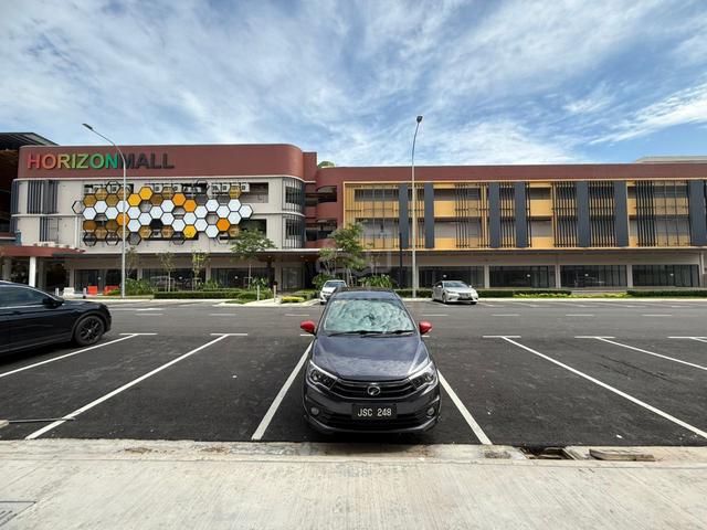 Horizon Square Horizon Hills Shoplot For Rent 1