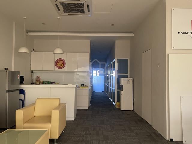 D’Piazza Third Floor office unit For Sale 1