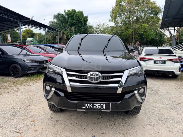 Toyota FORTUNER 2.7 SRZ 4X4 P Boot (A)-17 - 4