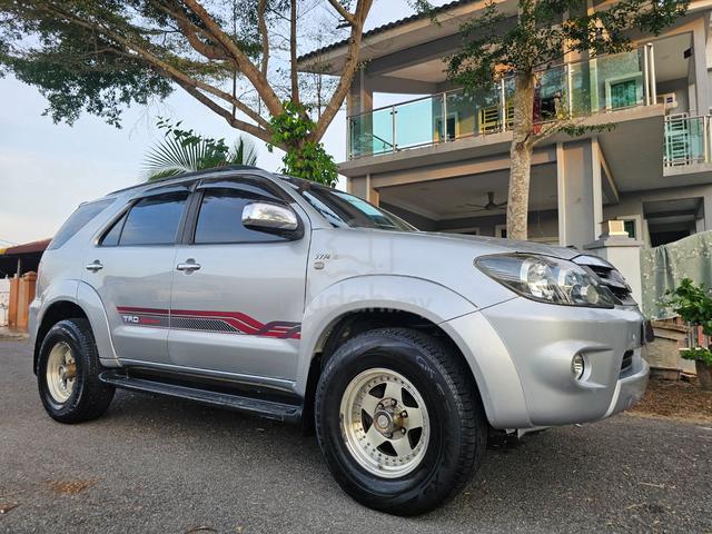 2005 Toyota FORTUNER 2.7 V (A) - 3