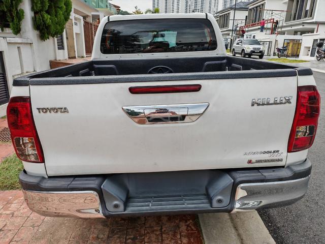 2019 Toyota HILUX 2.4 L-EDITION FACELIFT (A) - 2