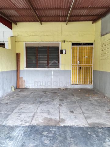 228 Teres Dua Tingkat Persiaran Cempaka Sari Taman Cempaka 1