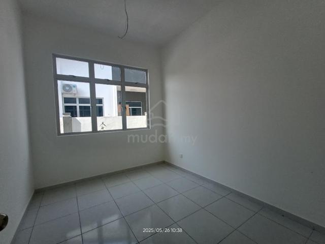 Single Storey semi-D brand new unit for rent at Senawang 3