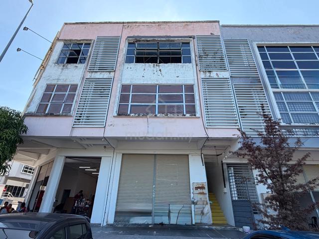 Three Storey Shoplot Seremban For Sale 1