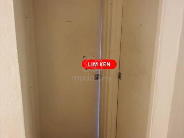Hutton Lane 3rd Floor Shop Office 1