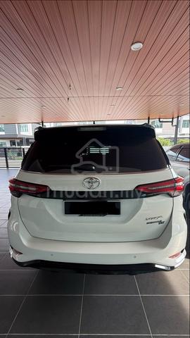 2024 Toyota FORTUNER 2.8 VRZ MY21 (A) DIRECT OWNER - 2
