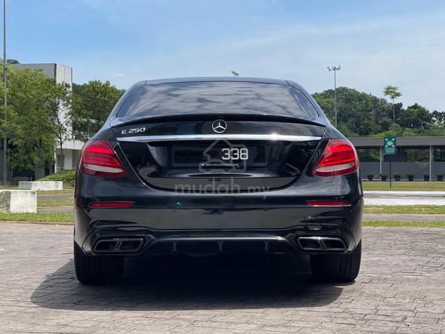 P.SUNROOF 2017 Mercedes Benz E250 2.0 AMG (A) - 4