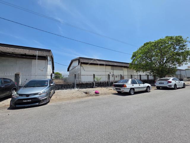 Butterworth Warehouse / Factory 1