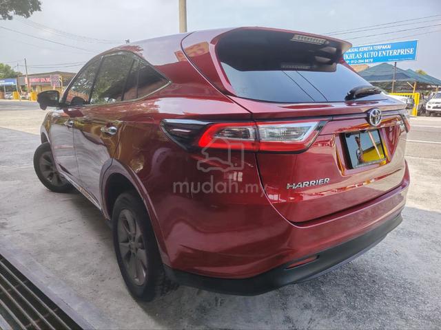 LOANKEDAI 2018/2022 Toyota HARRIER 2.0 PREMIUM - 3