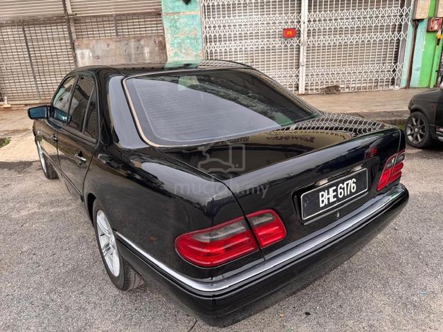 1995 Mercedes Benz 200 2.0 W210 (A) - 4