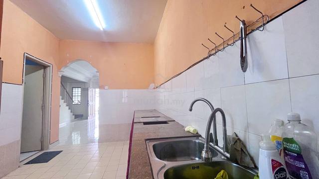 [BIG UNIT] Terrace 2 Storey Taman Tasik Semenyih For Rent Immediately 4