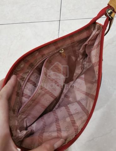 Bonia Preloved Colorblock Pouch Wristlet Handb - photo 2 of 3