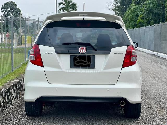 2010 Honda JAZZ 1.5 V (A) - 4
