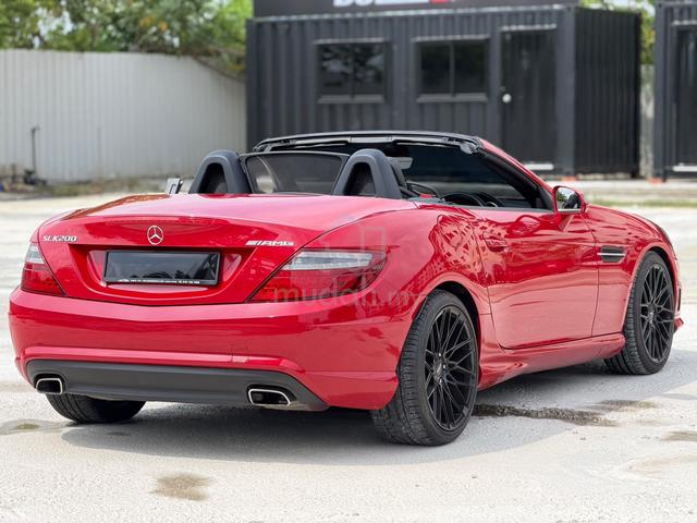 AMG⭐NEW FACELIFT⭐2015 Mercedes Benz SLK 200 (A) - 1