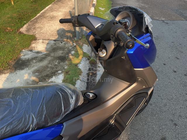 Yamaha Nmax n-max nmax155 v1 - photo 4 of 12