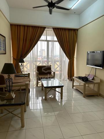 Costa Mahkota 1
