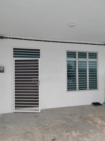 3 Storey House Scientex Kundang Jaya 1