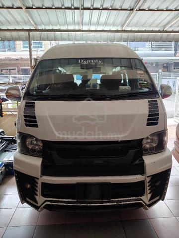 2015 Toyota HIACE 2.5 KDH202R FACELIFT (M) - 1